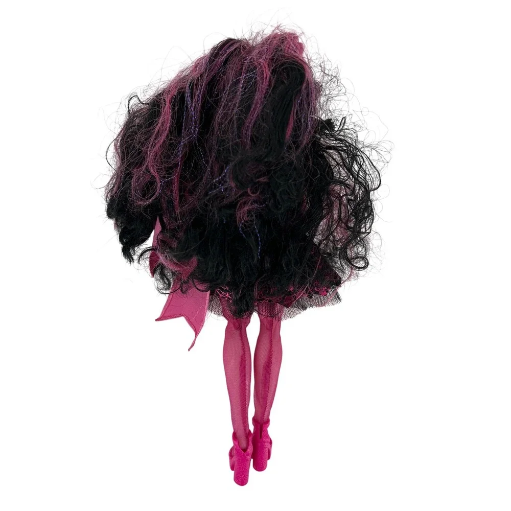 Monster High‎ Draculaura Doll Monster Ball 2021 black pink clothes shoes